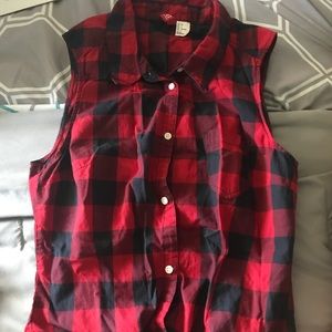 H&M Divided Red Plaid No Sleeve Button Down